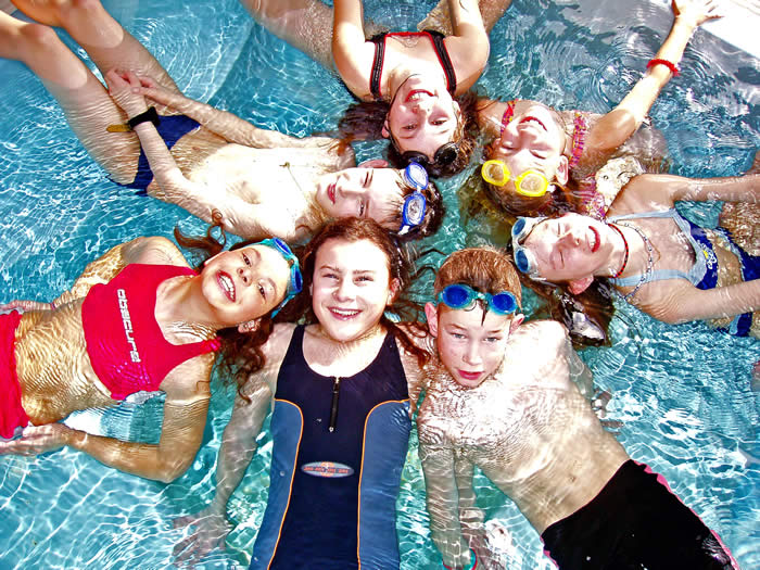 Schwimmunterricht Gr�chen / Saas Fee